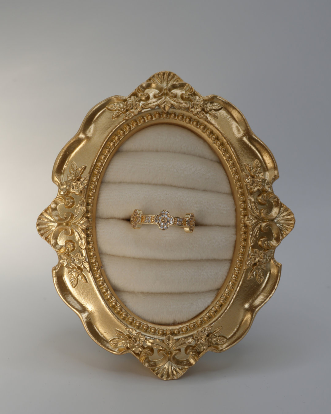 Clover All Over Ring