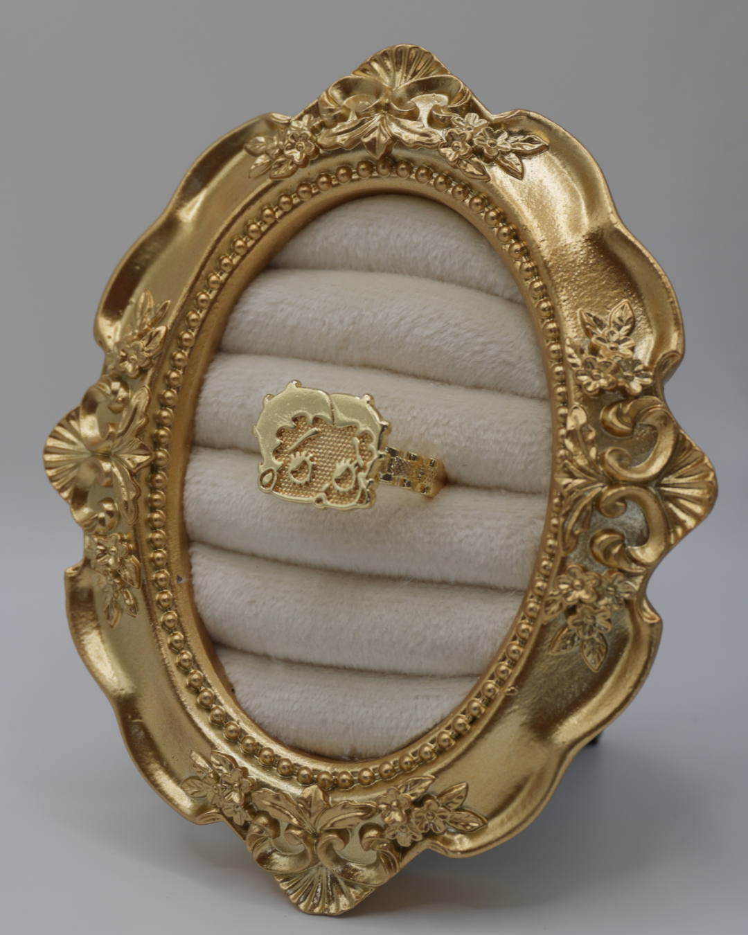 Betty Ring