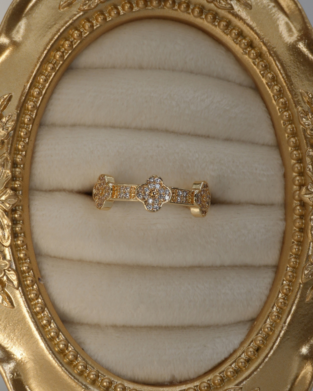 Clover All Over Ring